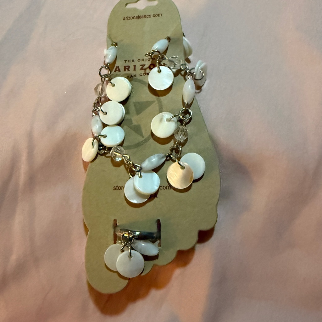 Arizona Jean Company Womens White Shell Anklet And Toe Ring Set Nwt 21$